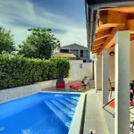 House Mareti בית נופש *