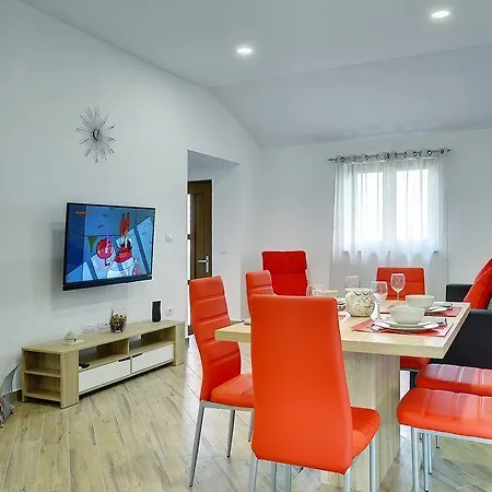 House Mareti Ferienhaus Ližnjan