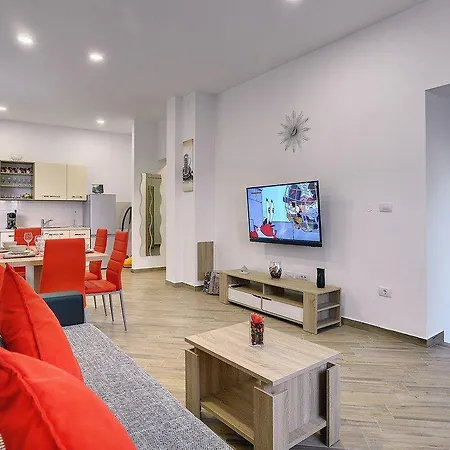 House Mareti * Ližnjan