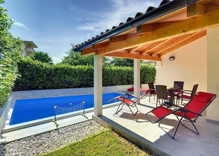 House Mareti Semesterbostad