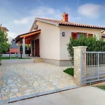 House Mareti * Liznjan